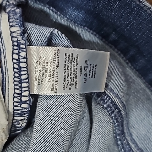 💥ANN TAYLOR loft skinny cyrve stretch Sz 2 floral embroidered hem - Picture 4 of 4